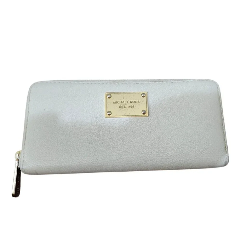Michael Kors Off White Zip Around Jet Set Large Wallet